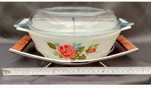 Vintage jaj pyrex cottage rose - vintage,