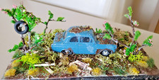 1:43 1950s Ford Popular 100E Diorama Dumped Distressed Barn Find In Showcase (T)