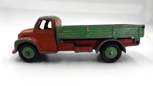 Dinky toys 414 dodge rear - toys,