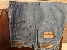 Wrangler Men's Blue Jeans