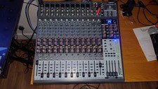 Behringer XENYX 2442fx mixing
