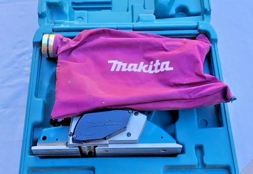 Makita electric planer 240v - electric,