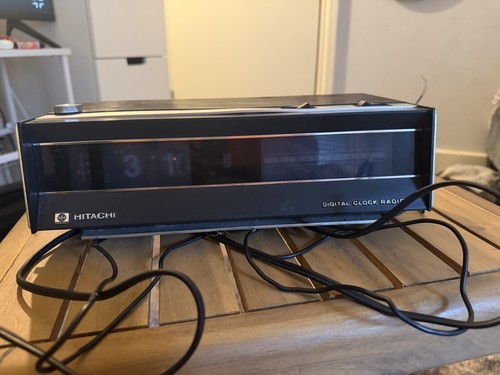 Hitachi vintage radio - hitachi,