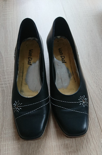 Van dal shoes - van,