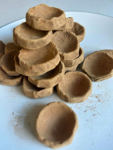 Edible soft clay pots not - ,