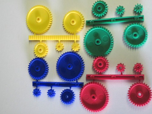 Pack plastic gears - of,