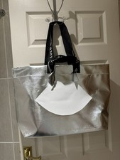 💋Lulu Guinness Silver Lulu