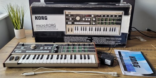 Korg micro synthesizer - micro,