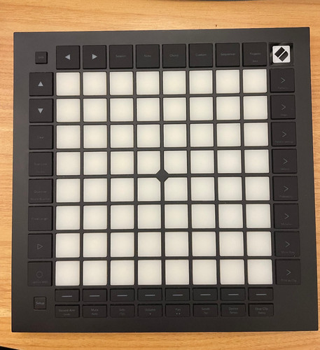 Novation launchpad pro mkiii - novation,