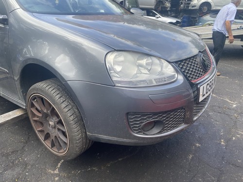 Breaking 2005 golf - breaking,