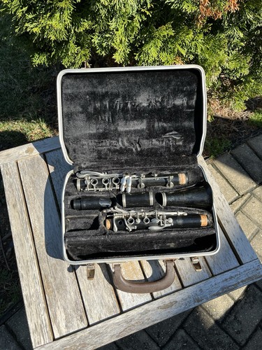 Vintage bundy student - bundy, clarinet