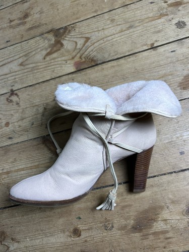 Chanel blush pink shearling - pink,