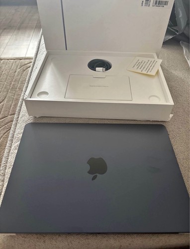 Apple macbook air 6in - air, m5