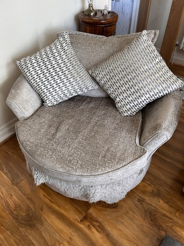 Swivel cuddle chair - cuddle,