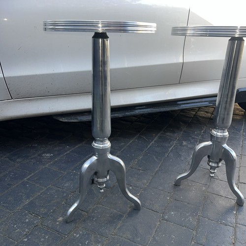 Aluminium cast table - cast, and
