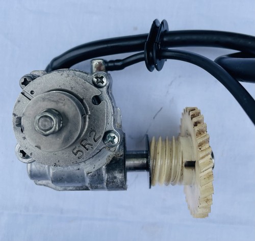 Yamaha rd80lc oil pump - rd80lc, 1982.