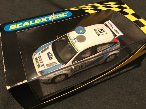 Scalextric c2343 ford focus - scalextric,