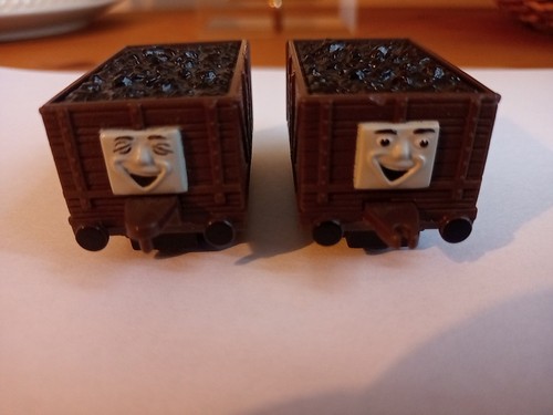 Ertl troublesome trucks rare - ertl,