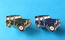 2, Old Style LAND ROVER Lapel