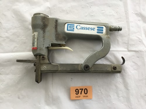 Cassese staple gun air - gun,