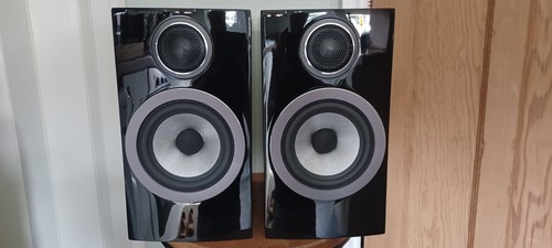 Bowers wilkins gloss black - &,