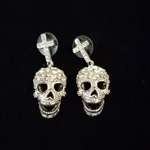 Butler and wilson cross - butler,