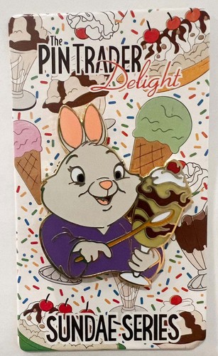 Tagalong robin hood pin - tagalong,