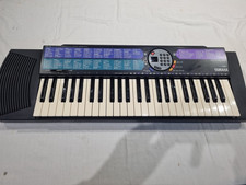 Yamaha PSR 73 KEYBOARD full size piano key mains or battery 49 keys speaker