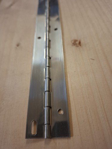 Piano hinges 695mm x - 2,
