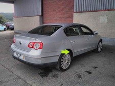 VW Passat Mk5 B6 05-11 O/S