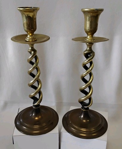 Vintage large brass metal - large,