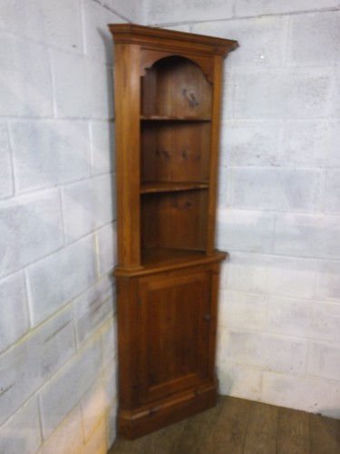 Solid pine floor corner - solid,