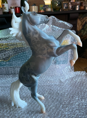 Breyer traditional scale - , horse