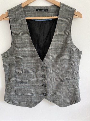 Ladies size tailored - 18, tartan