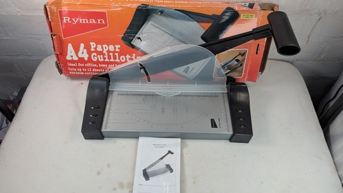 Ryman paper guillotine - a4,