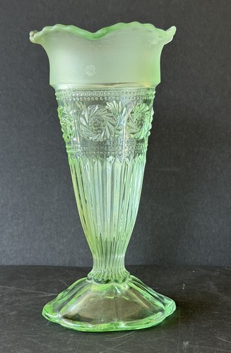 Vintage bagley green - vintage, glass