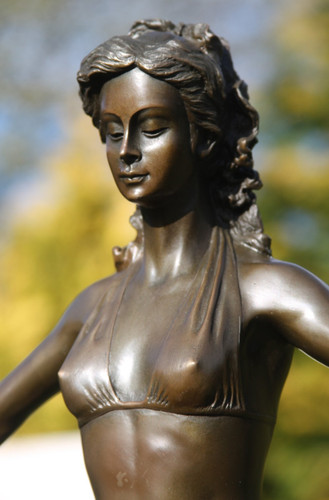 Large bronze woman sculpture - bronze,