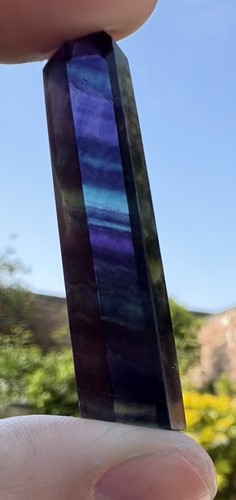 5cm stunning gemstone fluorite - stunning,