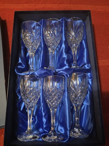 Rockingham vintage crystal - vintage,
