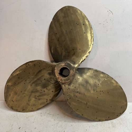 Used boat propeller - used,