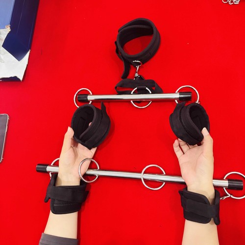 Open leg spreader - open,