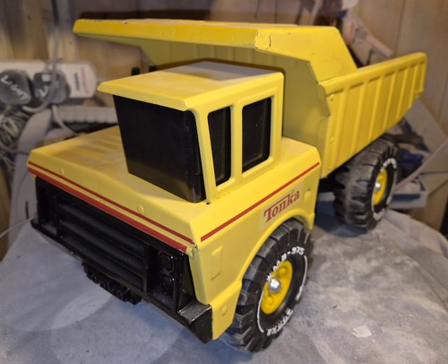 Tonka mighty dump - mighty, 1970s