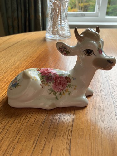 Studio szeiler floral cow - floral,