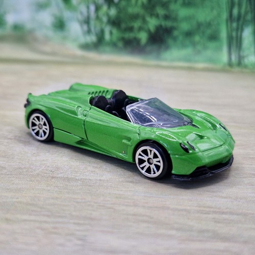 Pagani huayra diecast model - huayra,