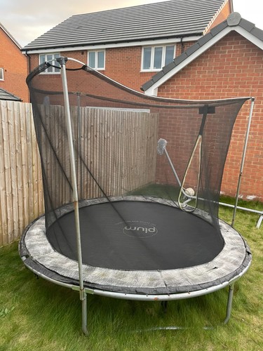 Plum round trampoline with - plum,