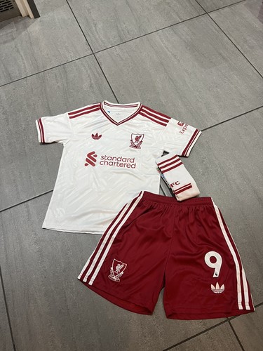 Kids liverpool away kit - 26/27,