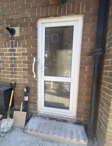 White upvc single - single, front