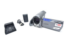JVC EVERIO GZ-MS100 CAMCORDER