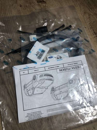 Genuine ford fiesta mk6 aux - genuine,