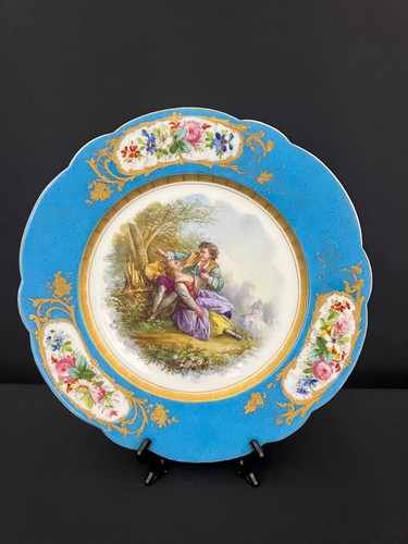 Decorative porcelain plate